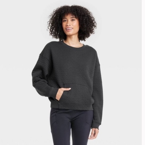 All in Motion Black Quilted Crewneck Pullover Sweatshirt Kangaroo Pocket - Picture 1 of 11